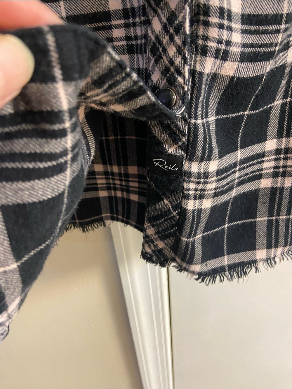 Rails Leo plaid flannel shirt black pink snap up closure Large - Picture 13 of 15